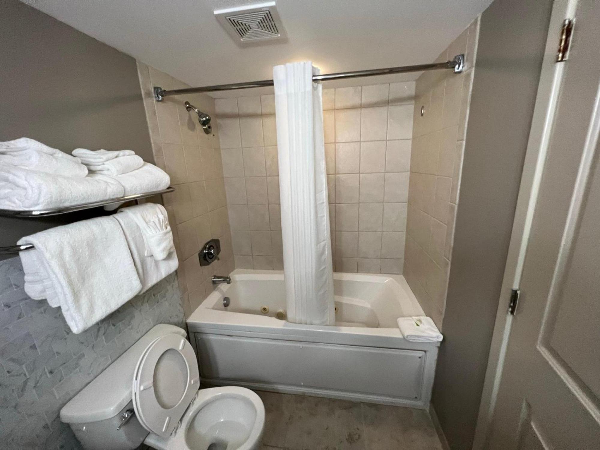 Villa 107 S Ocean Blvd, 0308 - Ocean Front Sleeps 6 Myrtle Beach Esterno foto